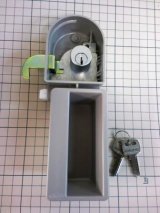 コクヨの机の純正キー、なくなっちゃった…KOKUYOロゴ入り＆さくら自社作成でキーナンバーから即対応します！！