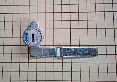 画像1: コクヨ　開き戸書庫　ＣＸＶＴＬ錠付き把手
