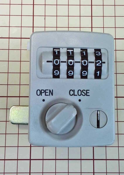 画像1: 内田洋行ロッカー用検索開錠マスターキー　メーカー純正キー (1)