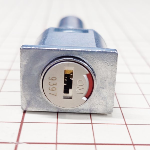 画像3: ★オカムラ ラテラルキャビネット錠 (3)